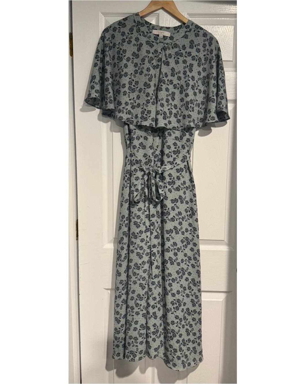 LOFT Chiffon Maxi Floral Cape Flowy Sleeve Green White Long Button Dress Size 14